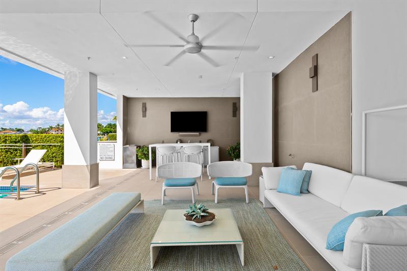 Image 32 of 50 For 435 Bayshore Dr  302