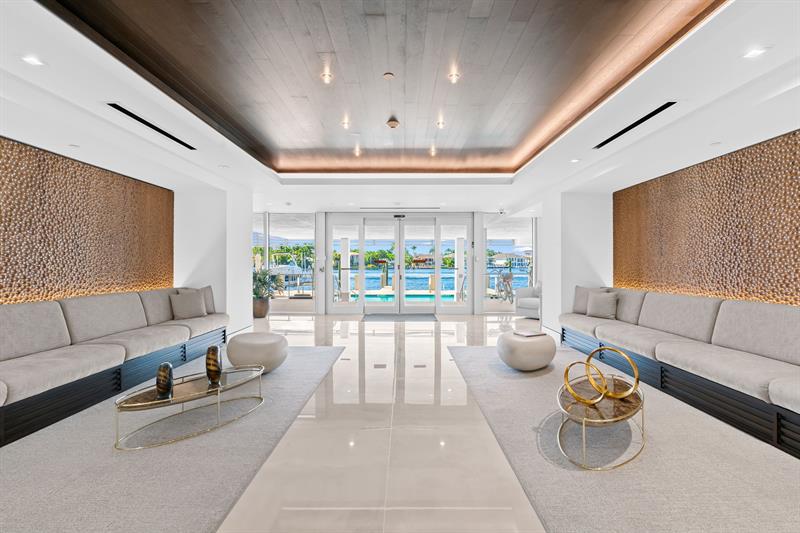 Image 34 of 50 For 435 Bayshore Dr  302