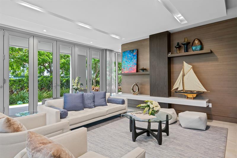 Image 38 of 50 For 435 Bayshore Dr  302