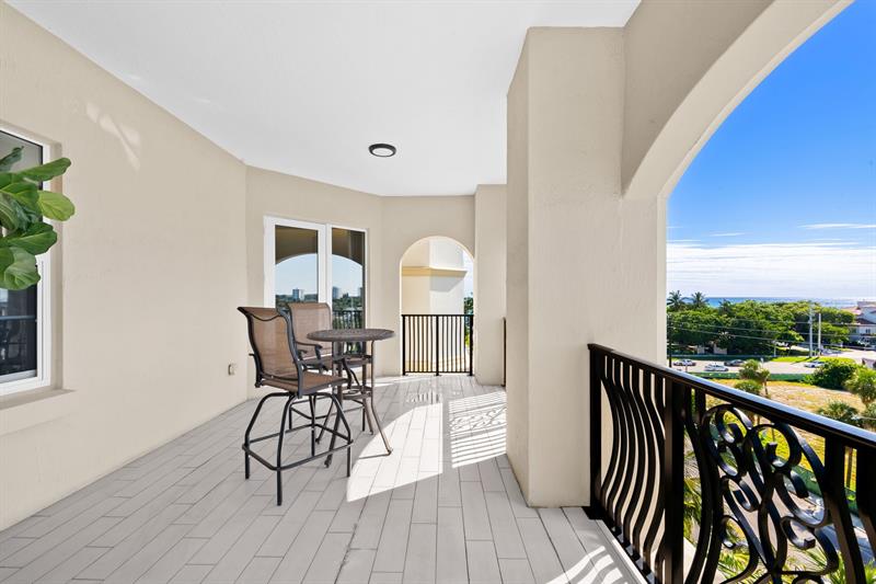 Image 31 of 84 For 1 Ocean Blvd  Ph-501