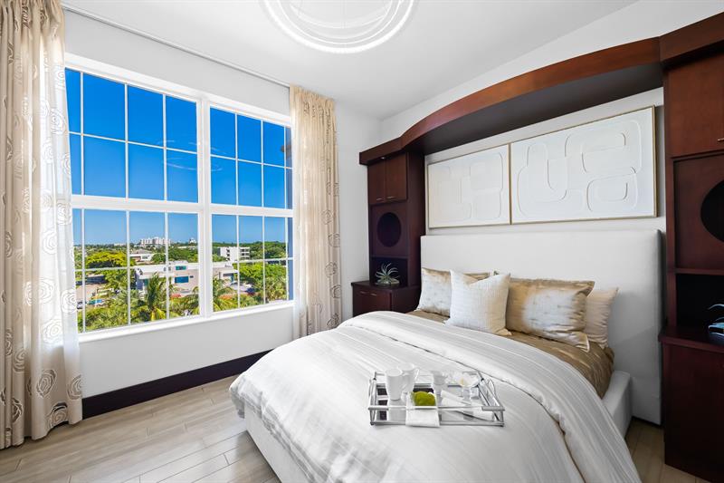 Image 46 of 84 For 1 Ocean Blvd  Ph-501