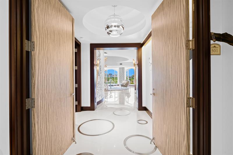 Image 6 of 84 For 1 Ocean Blvd  Ph-501