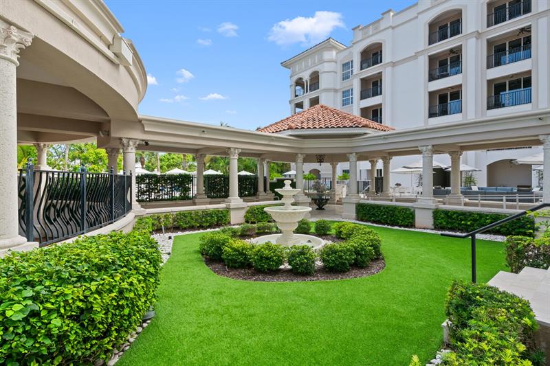 Image 75 of 84 For 1 Ocean Blvd  Ph-501