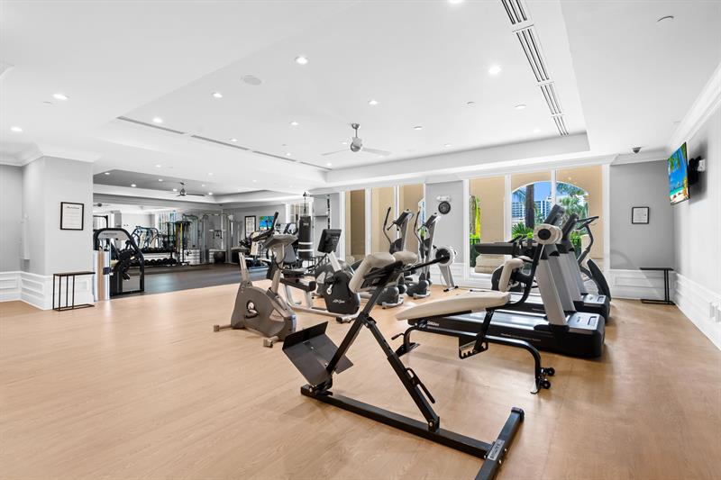 Image 78 of 84 For 1 Ocean Blvd  Ph-501