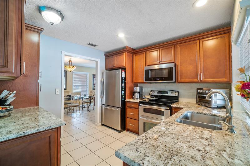 Image 3 of 38 For 7940 8th St  