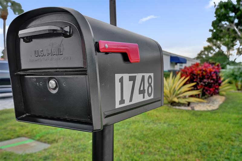 Details for 1748 85th Dr, Coral Springs, FL 33071