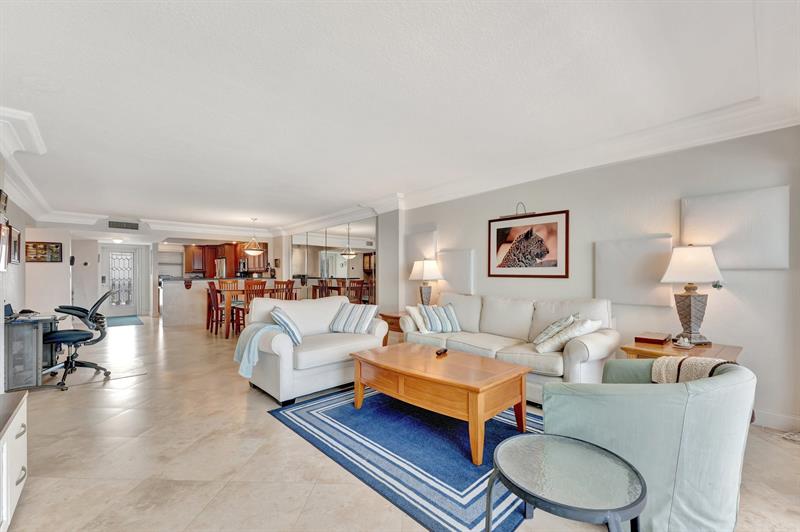 Image 14 of 51 For 1012 Ocean Blvd  Ph7