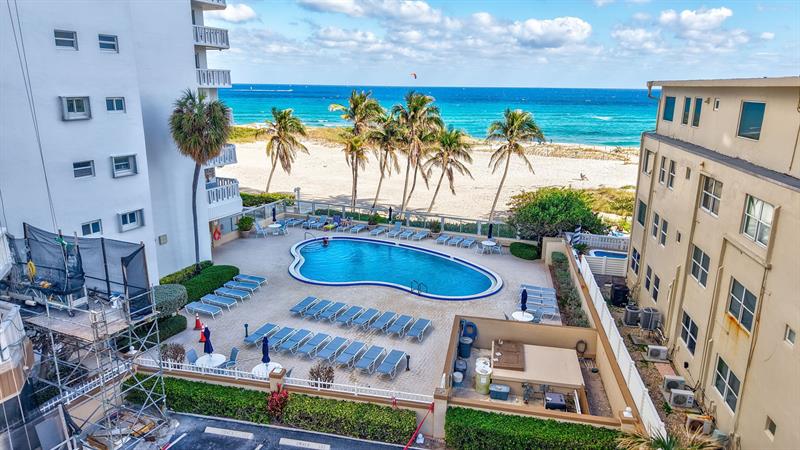 Image 36 of 51 For 1012 Ocean Blvd  Ph7