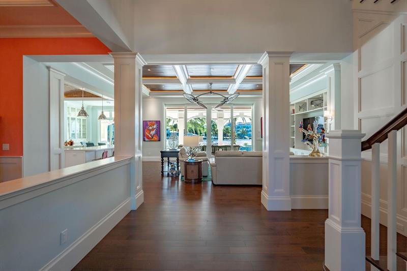 Image 11 of 61 For 2798 24th St