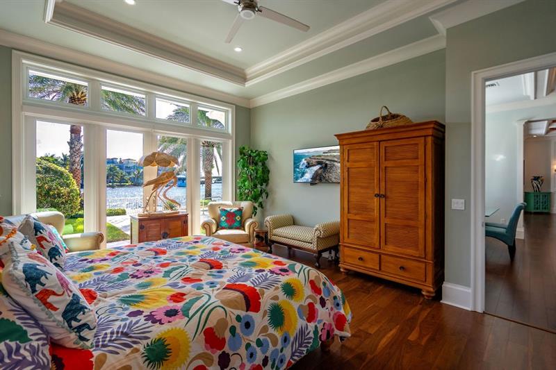 Image 24 of 61 For 2798 24th St