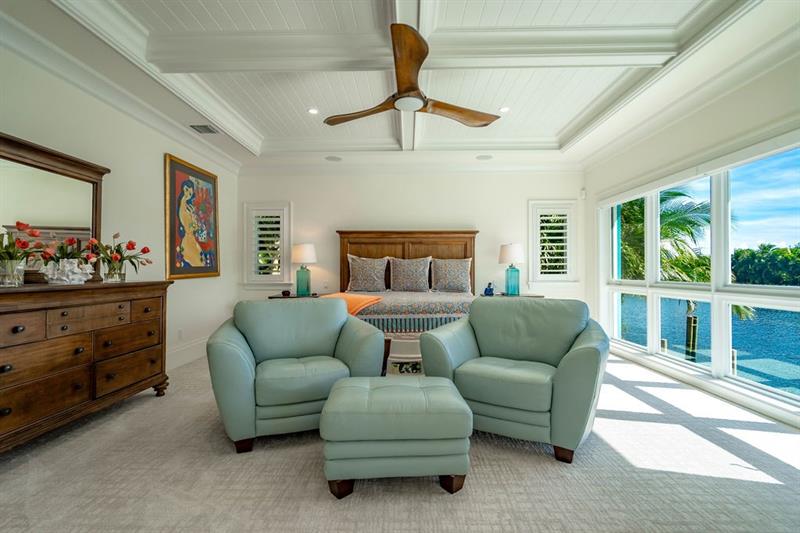 Image 34 of 61 For 2798 24th St