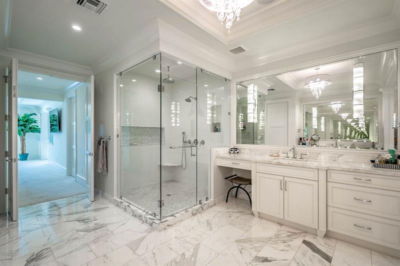 Image 38 of 61 For 2798 24th St