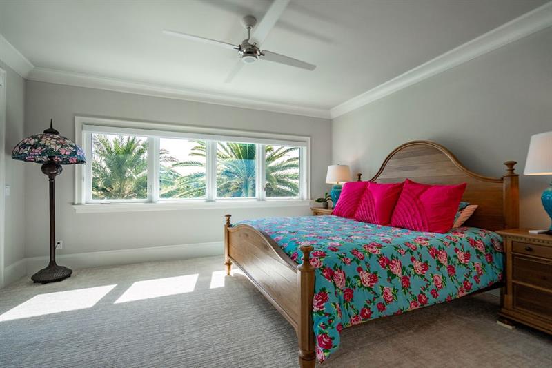 Image 46 of 61 For 2798 24th St