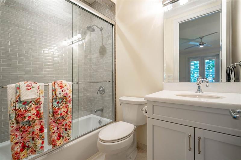 Image 51 of 61 For 2798 24th St