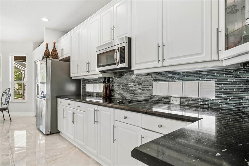 Image 13 of 54 For 5869 56th Dr