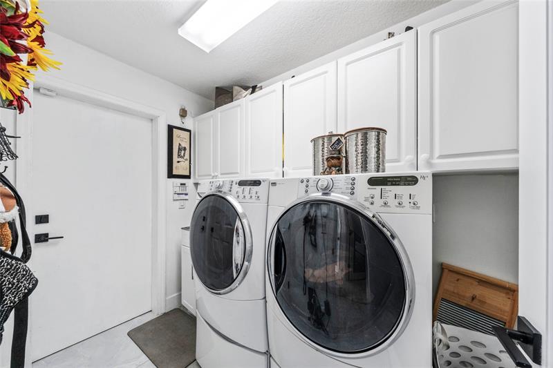 Image 23 of 54 For 5869 56th Dr