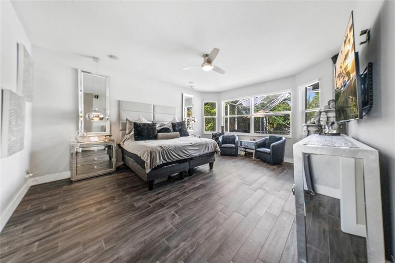 Image 24 of 54 For 5869 56th Dr