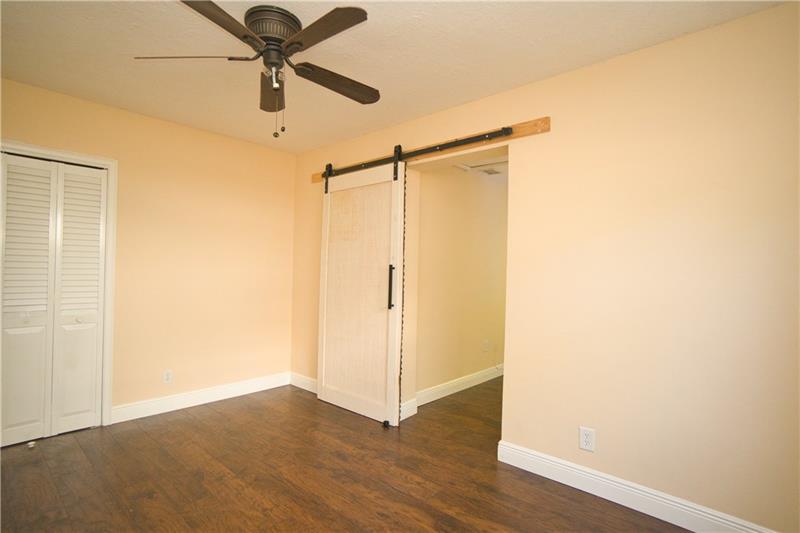 Image 10 of 24 For 412 13th St  