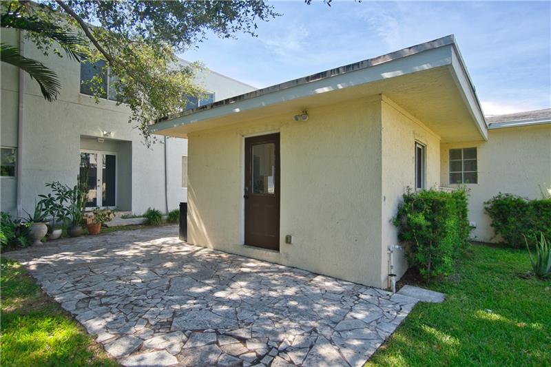 Image 23 of 24 For 412 13th St  