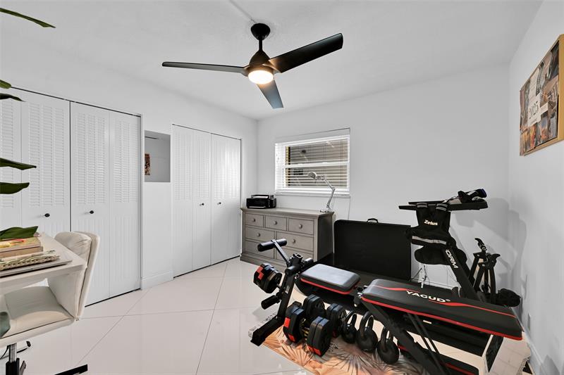 Image 16 of 32 For 1428 4th Ave  I-167