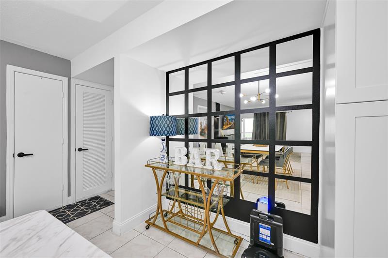 Image 7 of 32 For 1428 4th Ave  I-167