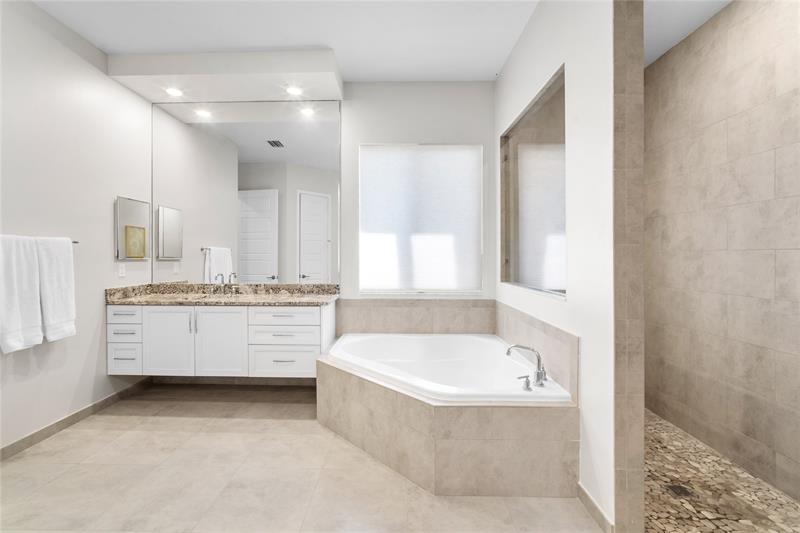 Image 26 of 63 For 10635 Cobalt Ct