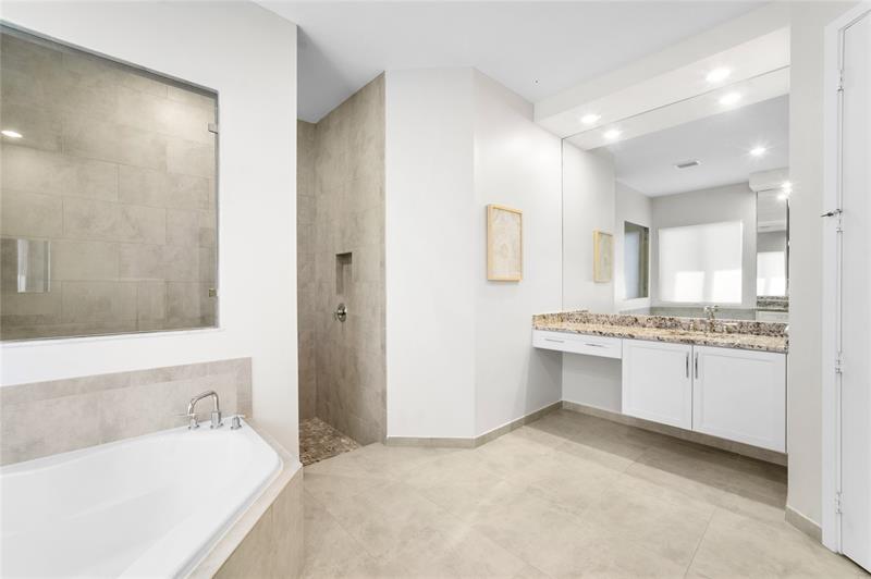 Image 27 of 63 For 10635 Cobalt Ct