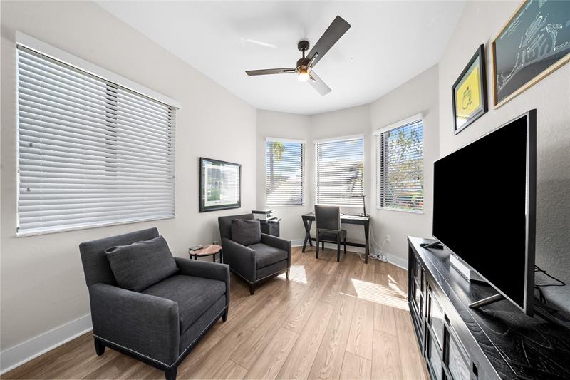 Image 33 of 63 For 10635 Cobalt Ct