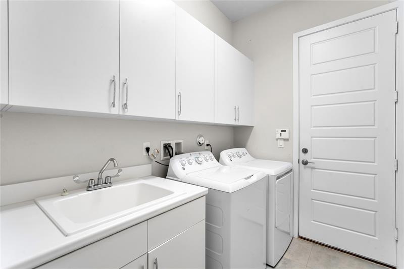 Image 36 of 63 For 10635 Cobalt Ct