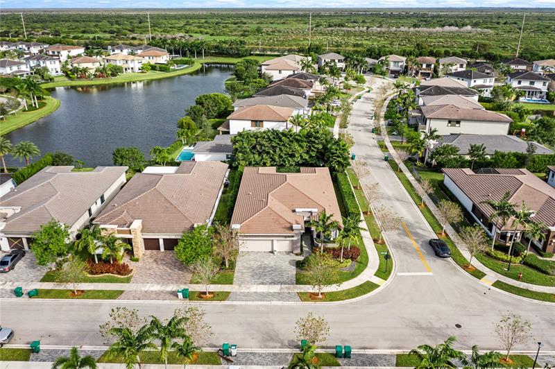 Image 9 of 63 For 10635 Cobalt Ct