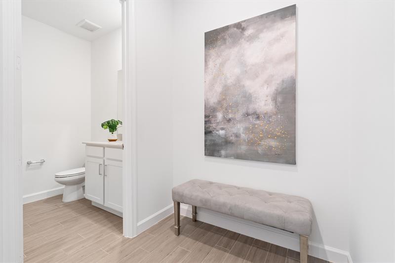 Image 18 of 60 For 769 Hookline Circle