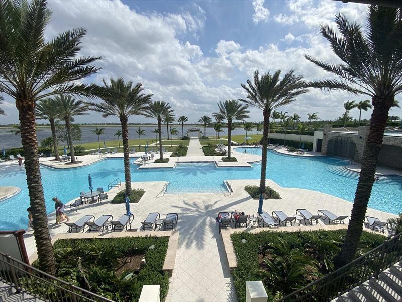 Image 49 of 60 For 769 Hookline Circle