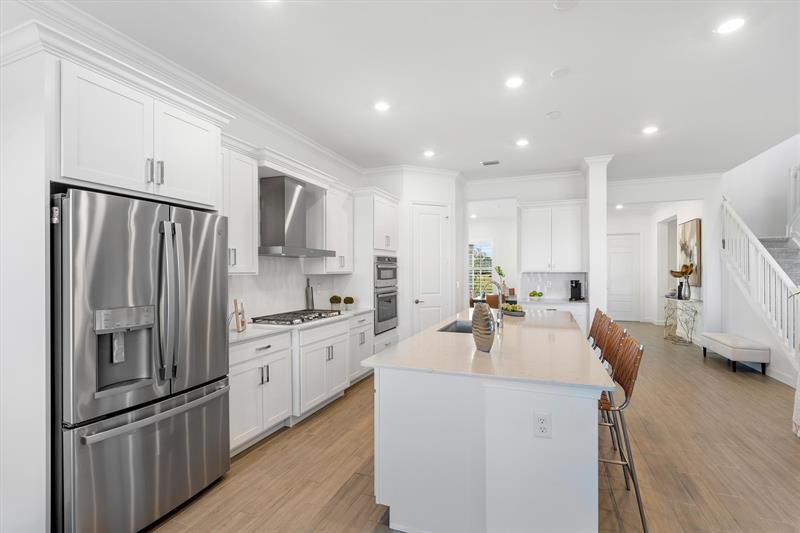 Image 7 of 60 For 769 Hookline Circle