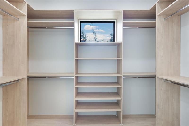 Image 27 of 37 For 2106 4th St  