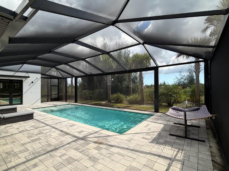 Image 33 of 37 For 2106 4th St  