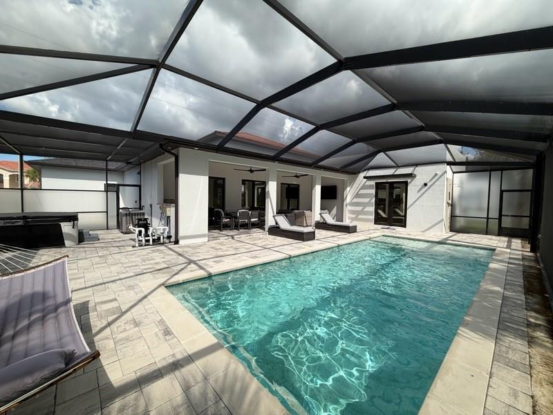 Image 34 of 37 For 2106 4th St  