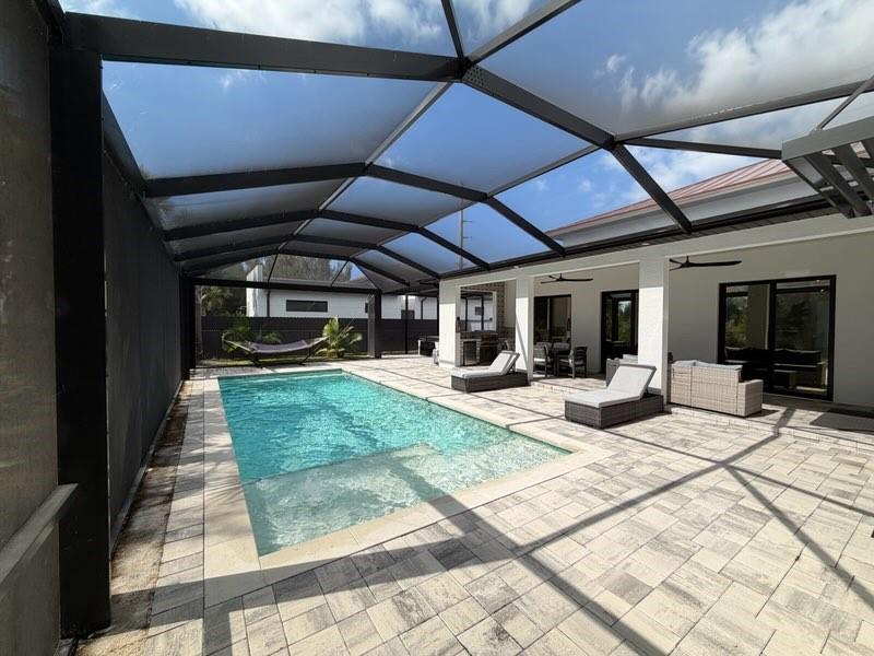 Image 35 of 37 For 2106 4th St  