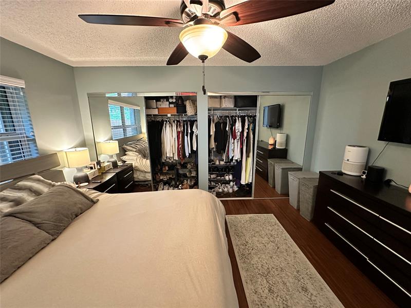 Image 11 of 17 For 615 16th Ct  1s