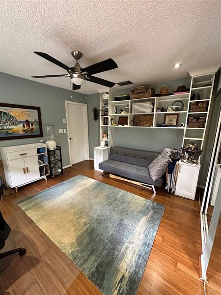 Image 15 of 17 For 615 16th Ct  1s