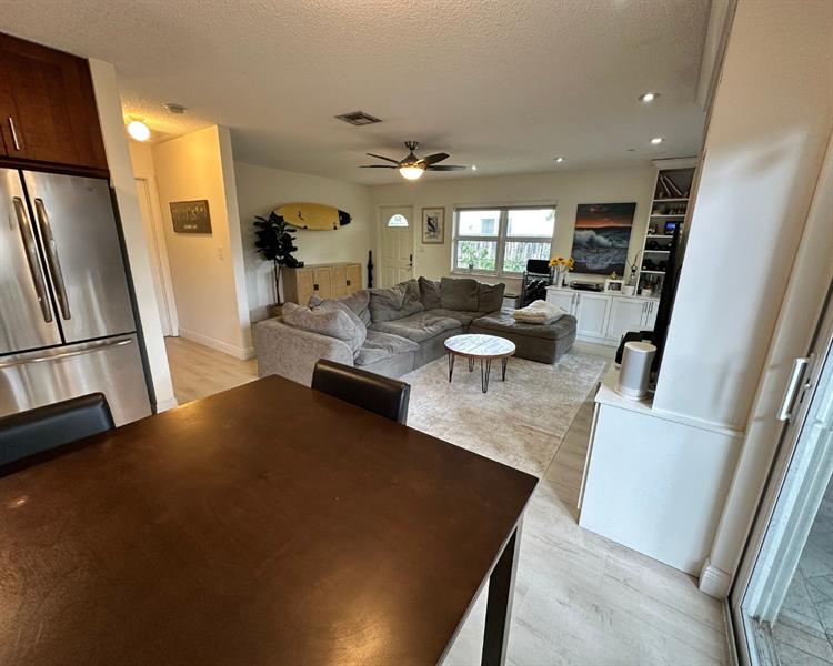 Image 5 of 17 For 615 16th Ct  1s