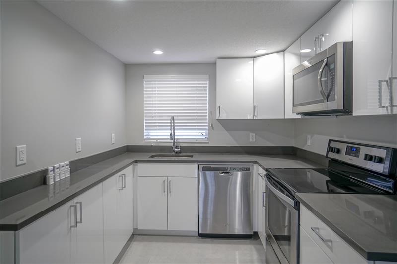 Details for 640 7th Ave 10, Fort Lauderdale, FL 33304