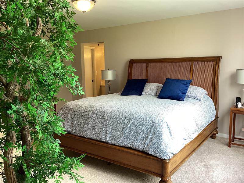 Image 25 of 41 For 7567 Imperial Dr  201