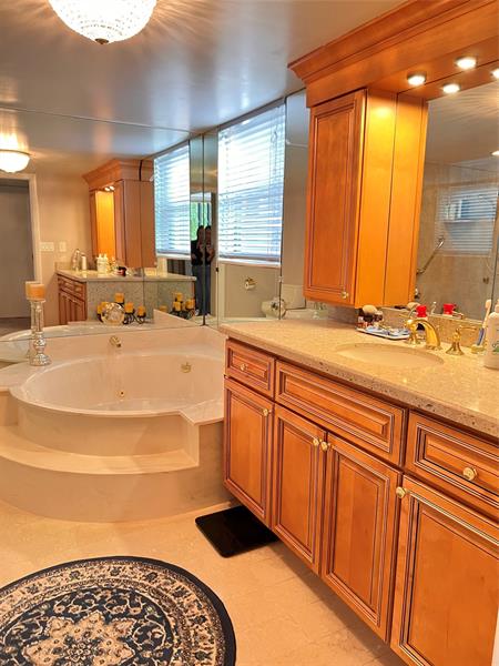 Image 28 of 41 For 7567 Imperial Dr  201