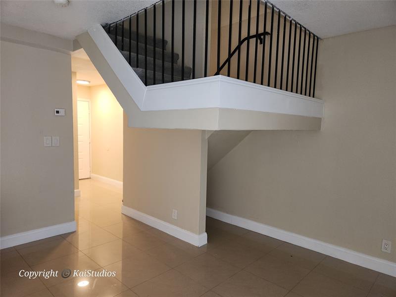 Image 10 of 34 For 10293 33rd St