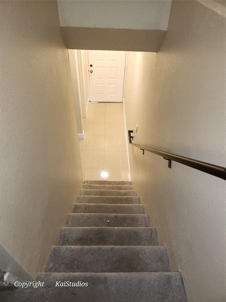 Image 11 of 34 For 10293 33rd St