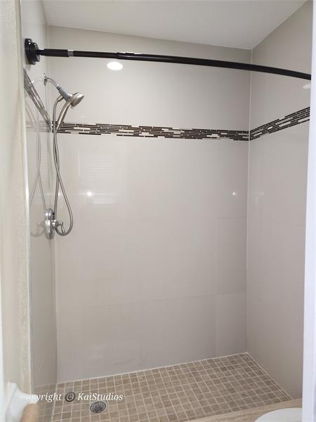 Image 19 of 34 For 10293 33rd St