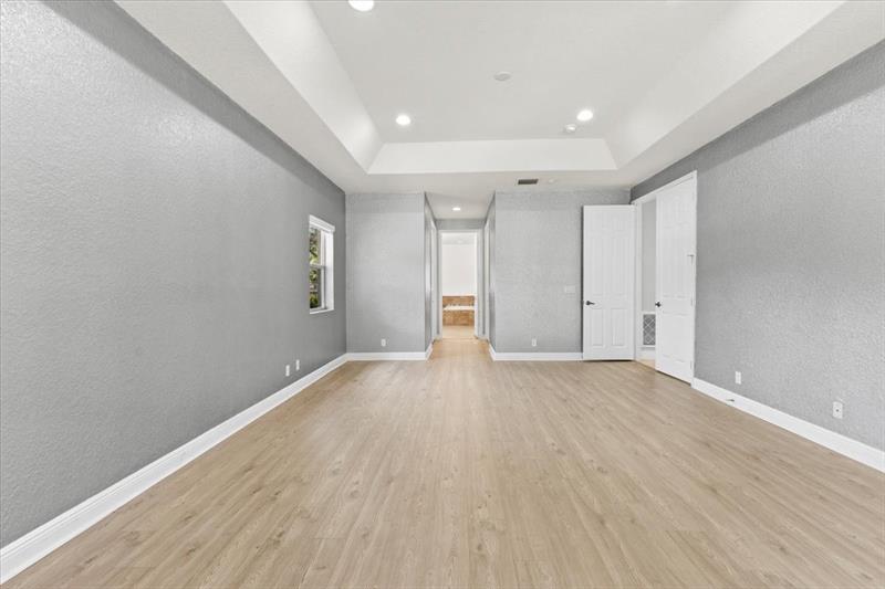 Image 16 of 43 For 6201 58th Ct