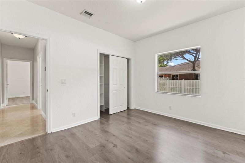 Image 25 of 43 For 6201 58th Ct