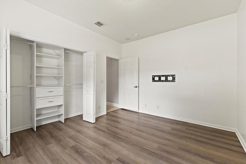 Image 27 of 43 For 6201 58th Ct