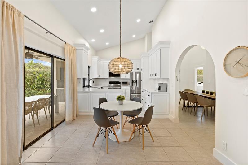 Image 16 of 26 For 10877 6th St